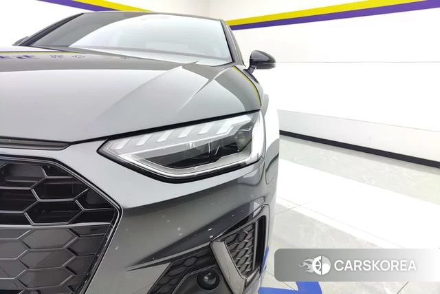 Audi A4L id 4290766 из Китая 8