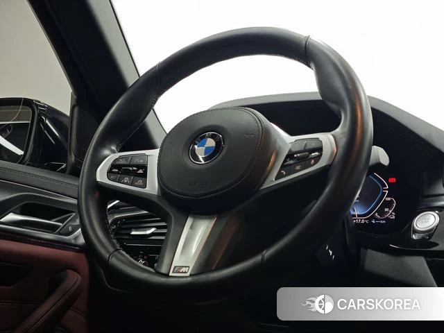 BMW 5 series PHEV id 4212859 из Китая 8