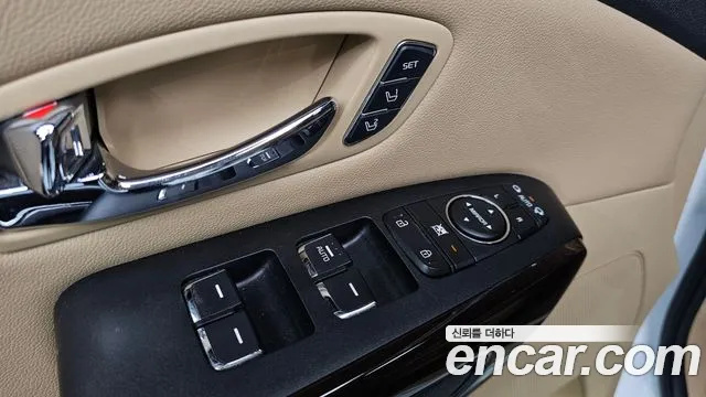 Kia The New Carnival id 2761745 из Кореи 8