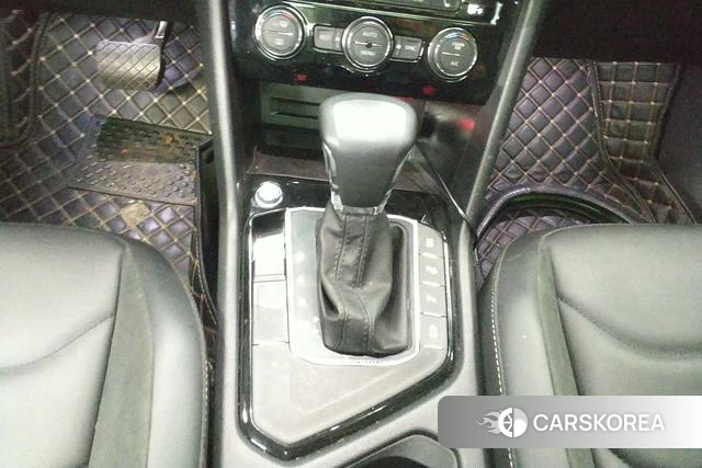 Volkswagen Tiguan L id 4253397 из Китая 8