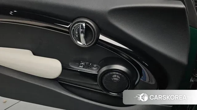 Mini Cooper S id 3405927 из Кореи 8