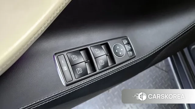 Tesla Model S id 3117547 из Кореи 8