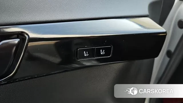 Hyundai Grandeur (GN7) id 3555061 из Кореи 8