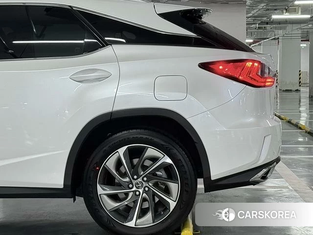 Lexus RX id 4208616 из Китая 8