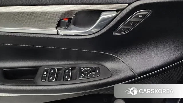 Hyundai The New Grandeur IG id 3238629 из Кореи 8