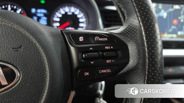 Kia Stonic id 4737611 из Кореи 8