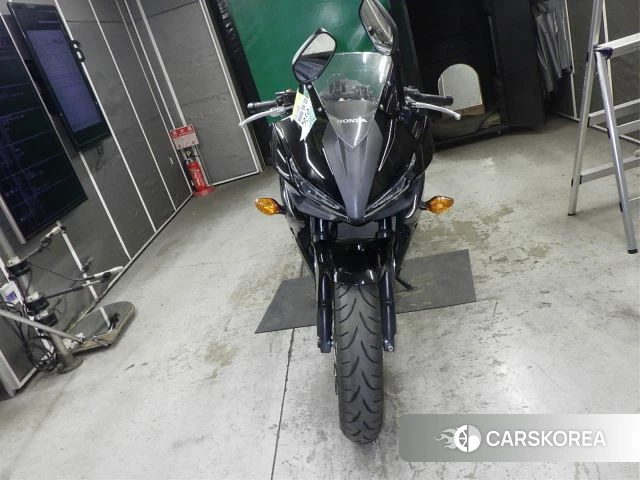 Honda CBR400R id 3947017 из Японии 8