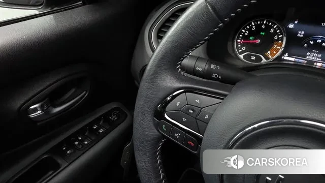 Jeep Renegade id 3488564 из Кореи 8