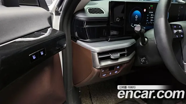 Hyundai Grandeur Hybrid (GN7) id 2698879 из Кореи 8