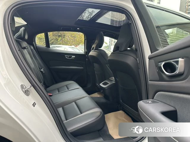 Volvo S60 id 3875906 из Китая 8