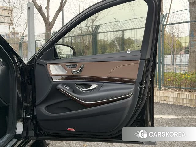 Mercedes-Benz S-class id 4238743 из Китая 8