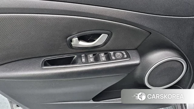 Renault Korea (Samsung) SM3 Z.E. id 3651728 из Кореи 8