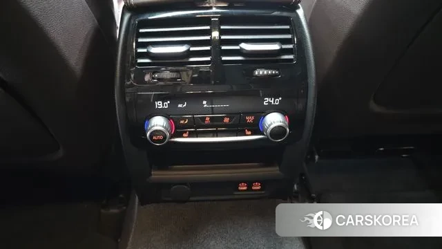 BMW 5 Series (G30) id 3616729 из Кореи 8