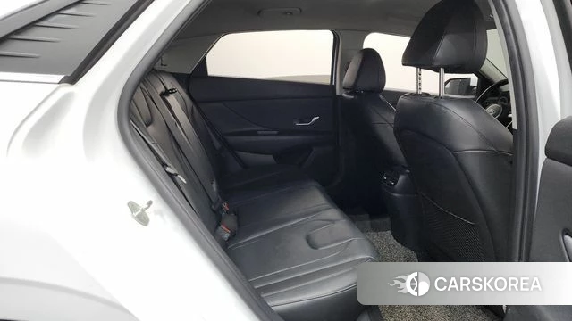 Hyundai Avante (CN7) id 4202356 из Кореи 8