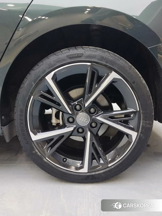 Audi A3 id 4258599 из Китая 8