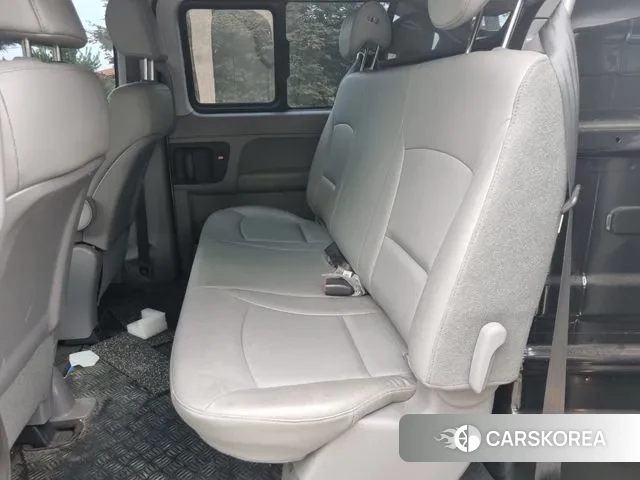 Hyundai The New Grand Starex id 3028378 из Кореи 8