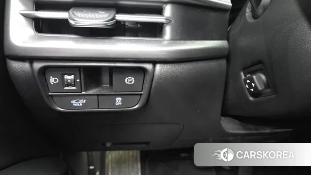 Hyundai Grandeur (GN7) id 3764175 из Кореи 8