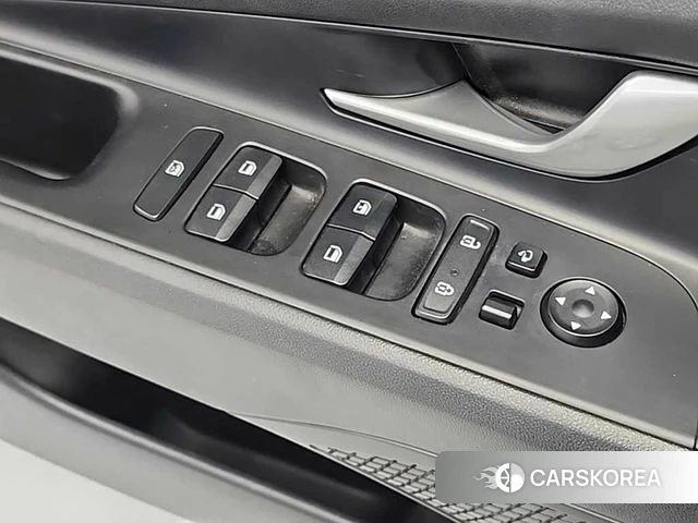 Hyundai Avante (CN7) id 4212017 из Кореи 8