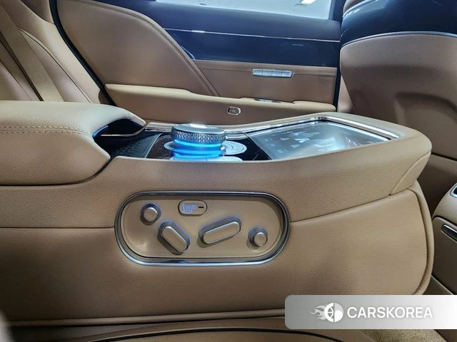 Genesis G90 (RS4) id 3952472 из Кореи 8