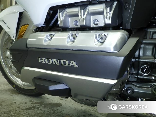 Honda GL1800 TOUR DCT id 3947742 из Японии 8
