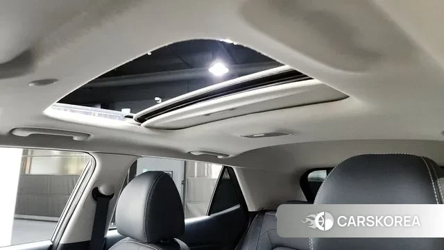 Hyundai Venue id 3473843 из Кореи 8