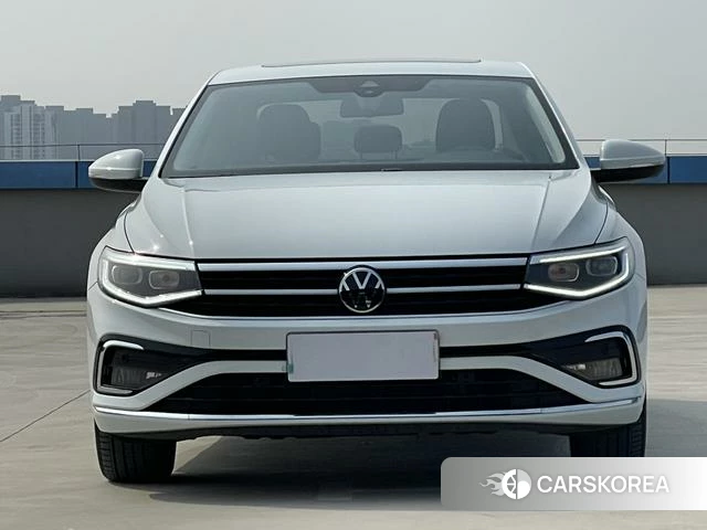 Volkswagen Bora id 4273588 из Китая 8