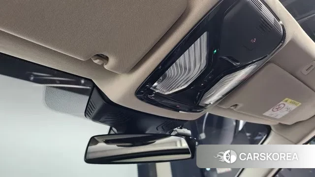 BMW 5 Series (G30) id 3410685 из Кореи 8