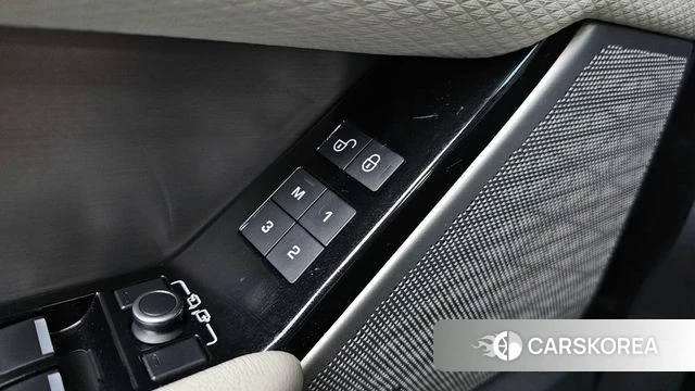 Land Rover Range Rover Velar id 4318191 из Кореи 8