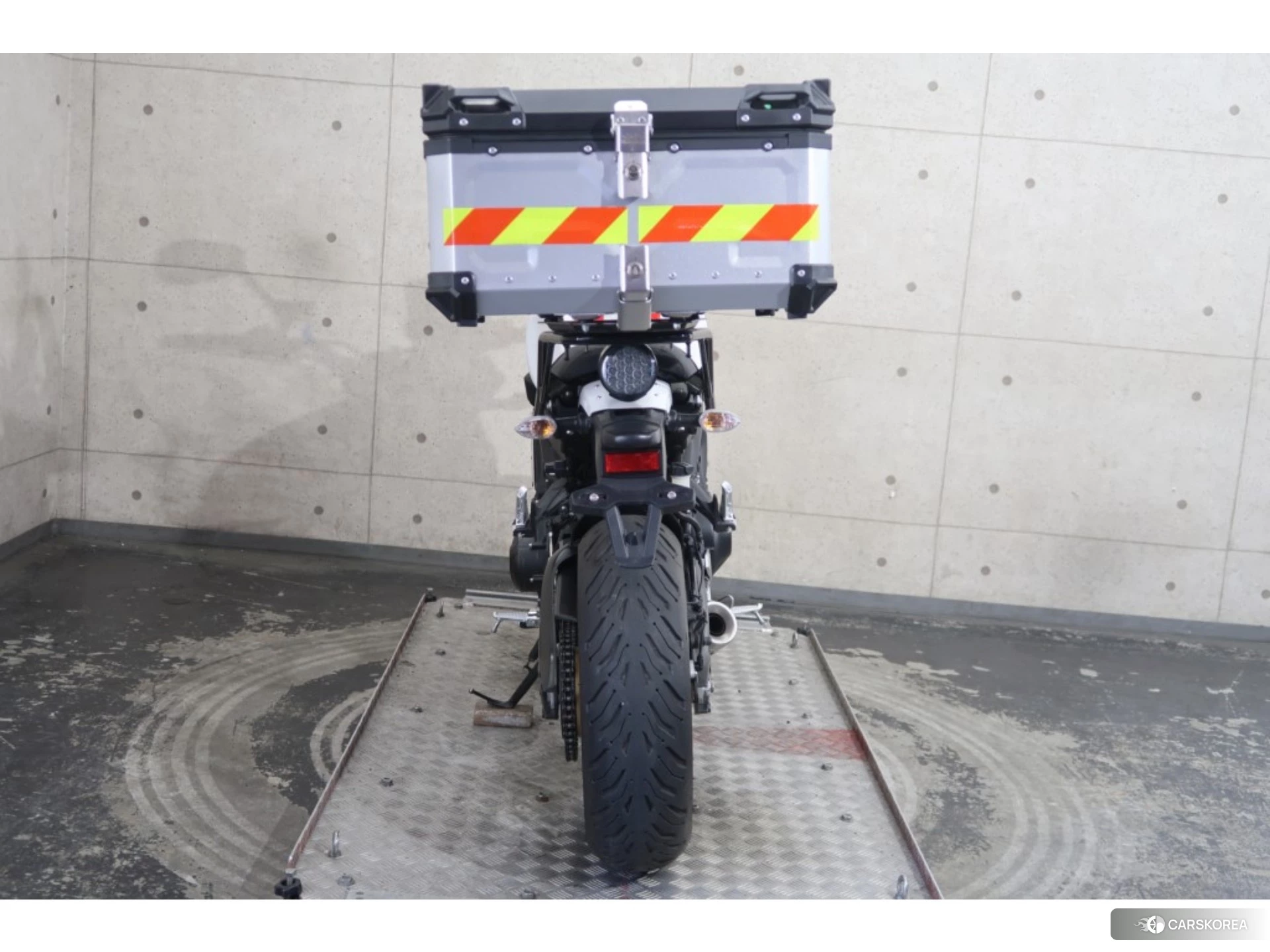 Yamaha XSR900 id 3946691 из Японии 8