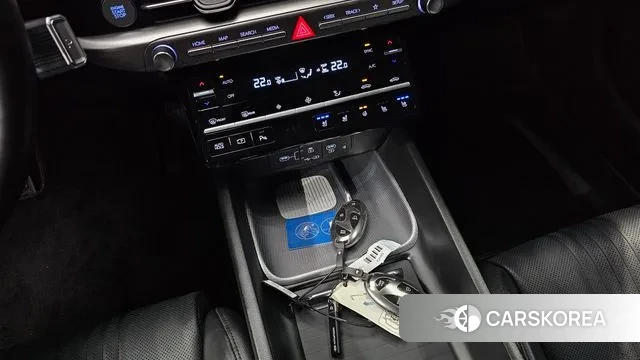 Hyundai Grandeur (GN7) id 3305625 из Кореи 8