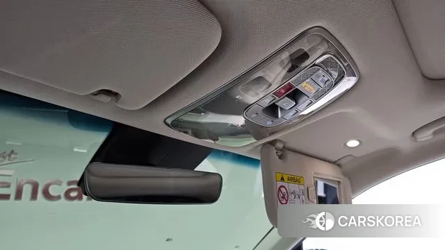 Genesis GV70 id 3708302 из Кореи 8