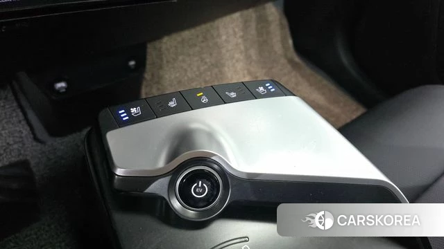 Kia EV6 id 4224015 из Кореи 8