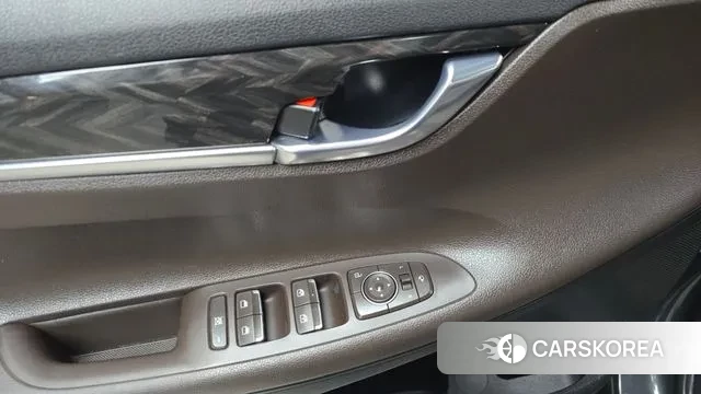 Hyundai Grandeur IG id 3728775 из Кореи 8