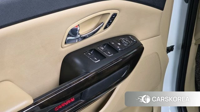 Kia The New Carnival id 3834353 из Кореи 8