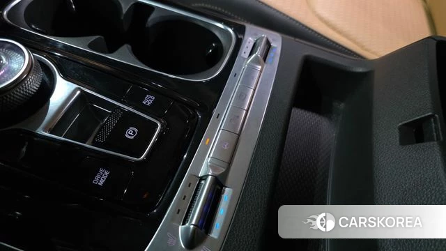 Kia Carnival 4th generation id 4670535 из Кореи 8