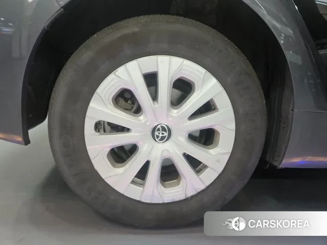 Toyota Prius 4th Generation id 3059286 из Кореи 8