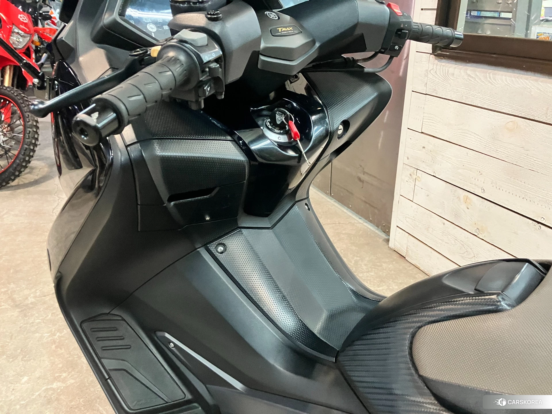 Yamaha T-MAX 530 id 4312878 из Японии 8