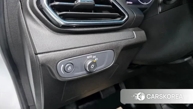 Chevrolet (GM Daewoo) New Bolt EV id 3770682 из Кореи 8