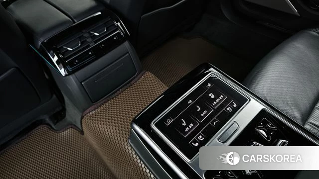 Audi A8 (D5) id 3954999 из Кореи 8