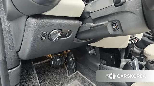 Mini Cooper S id 3058285 из Кореи 8