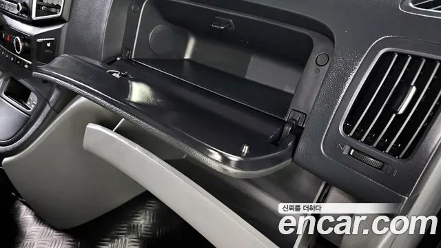 Hyundai The New Grand Starex id 2463386 из Кореи 8