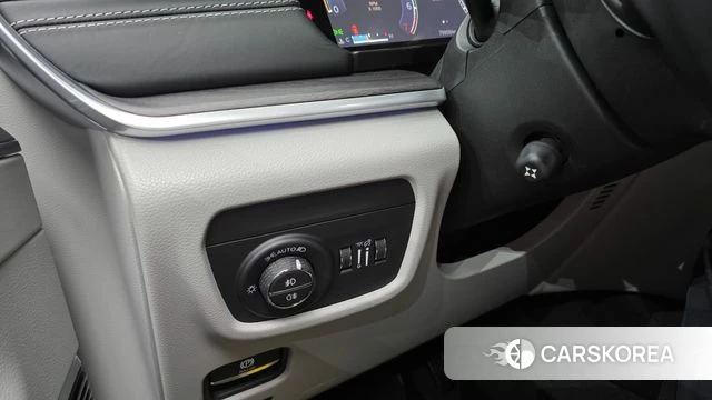 Jeep Grand Cherokee (WL) id 4376596 из Кореи 8