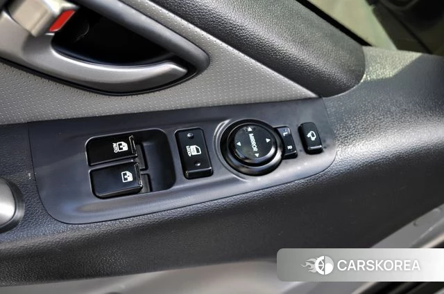 Hyundai The New Grand Starex id 4447329 из Кореи 8