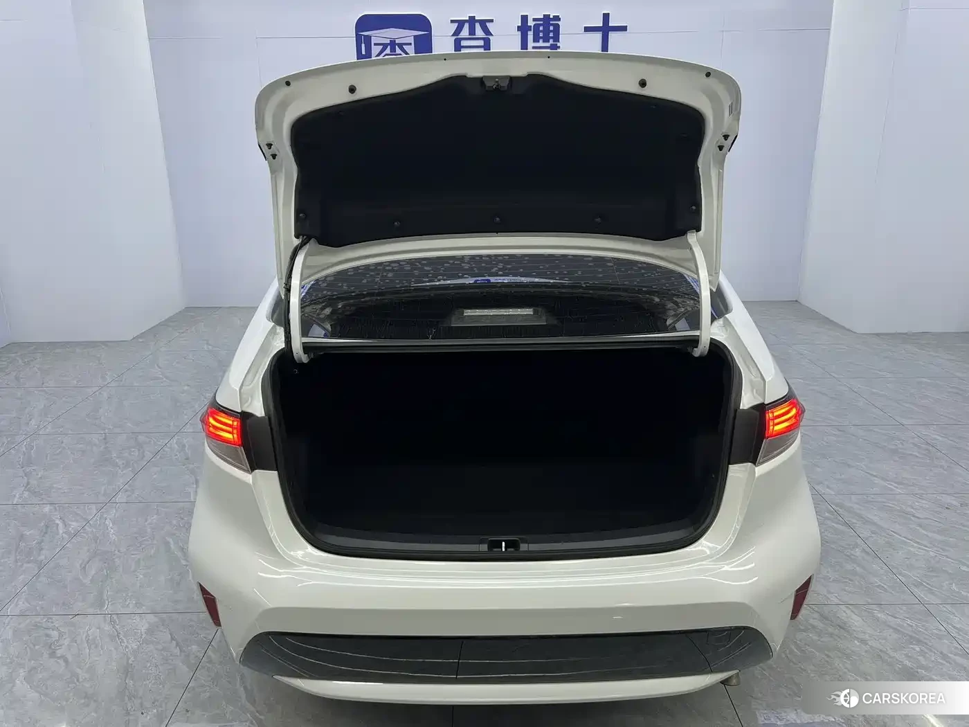 Toyota Levin id 4570846 из Китая 8