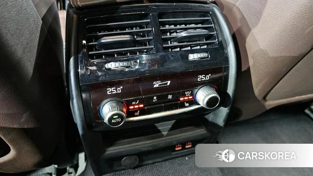 BMW 5 Series (G30) id 3873131 из Кореи 8