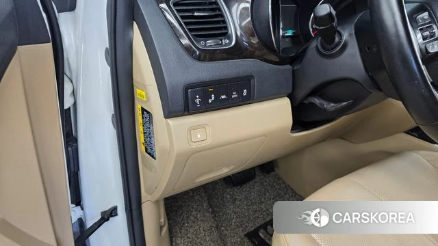Kia The New Carnival id 4642820 из Кореи 8