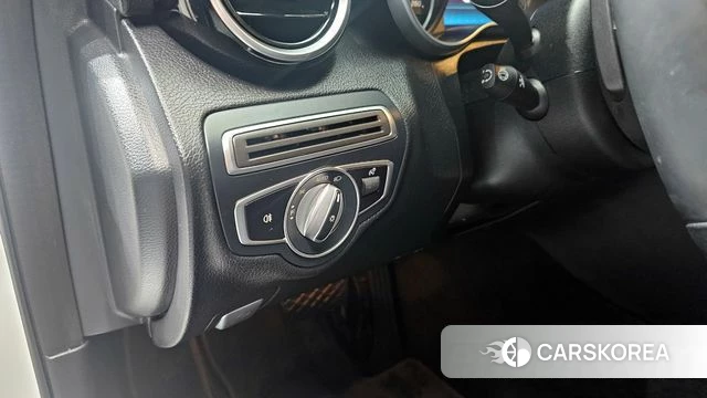 Mercedes-Benz C-Class W205 id 3844219 из Кореи 8