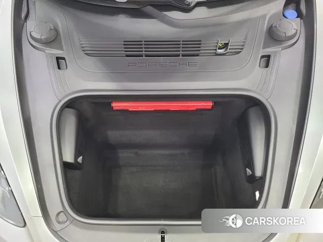 Porsche 718 Boxster id 3002533 из Кореи 8