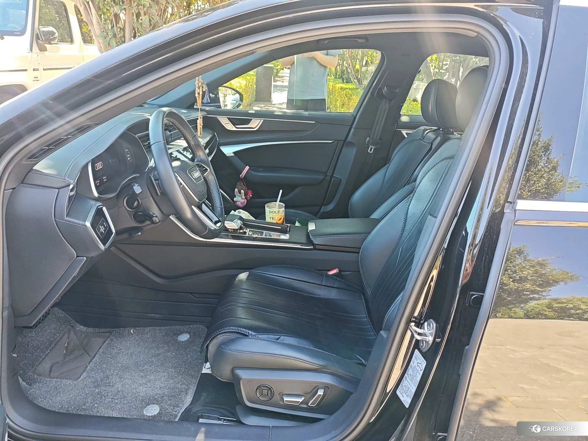 Audi A6L id 4486610 из Китая 8