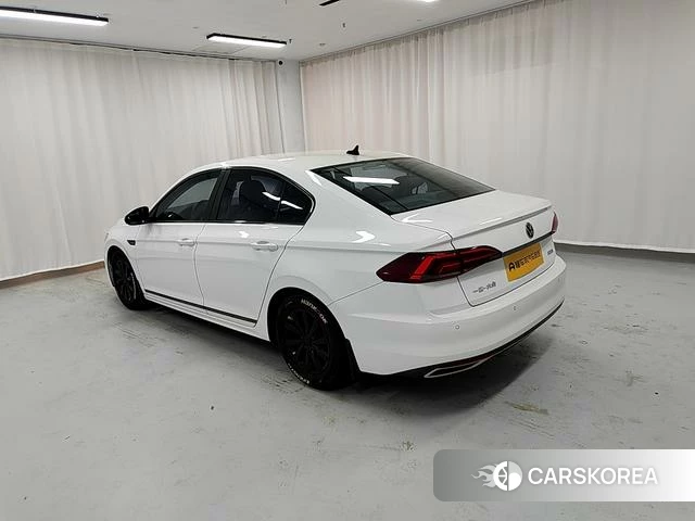 Volkswagen Bora id 4210092 из Китая 8